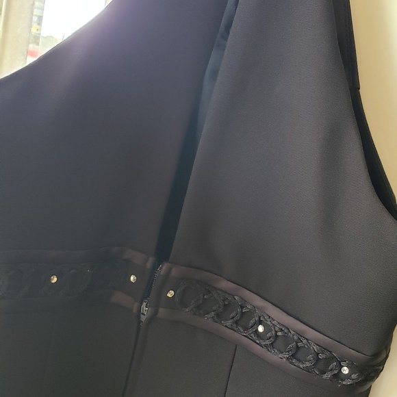 Long, Halter Black Cocktail Dress - Picture 14 of 15